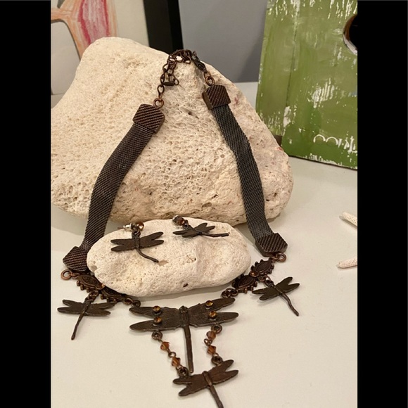 Dragonfly Earrings and Necklace Set - Picture 6 of 8